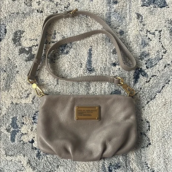 Marc Jacobs Gray Leather Crossbody Bag - Picture 1 of 4